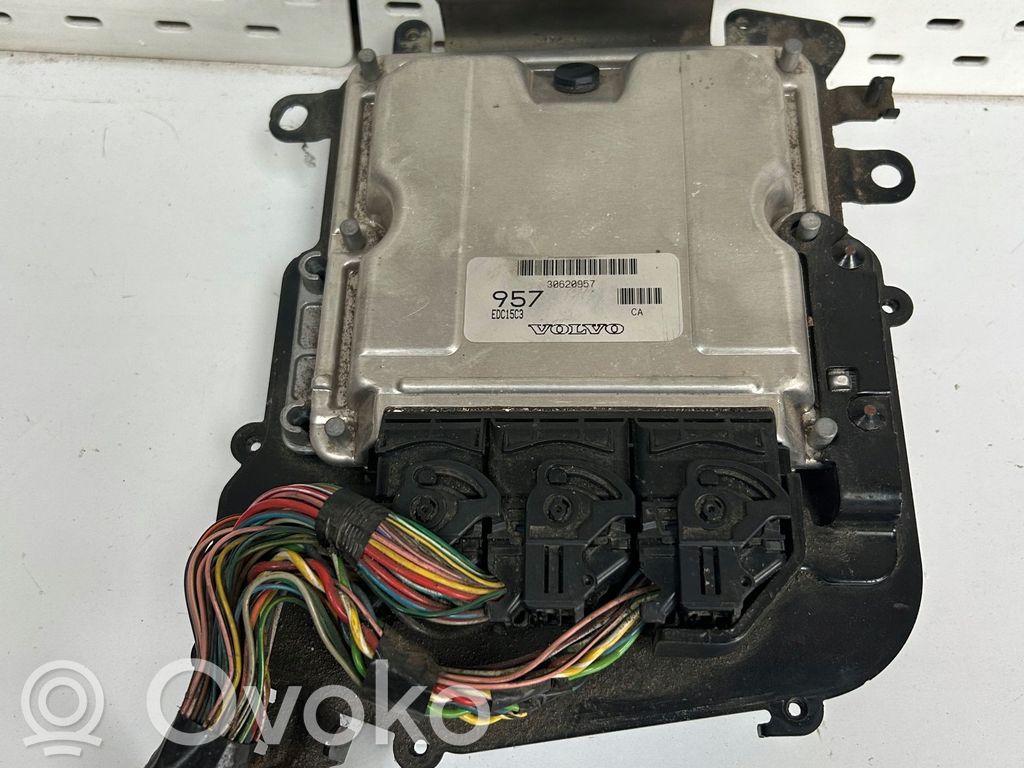 Volvo S40, V40 Unidad de control/módulo ECU del motor 