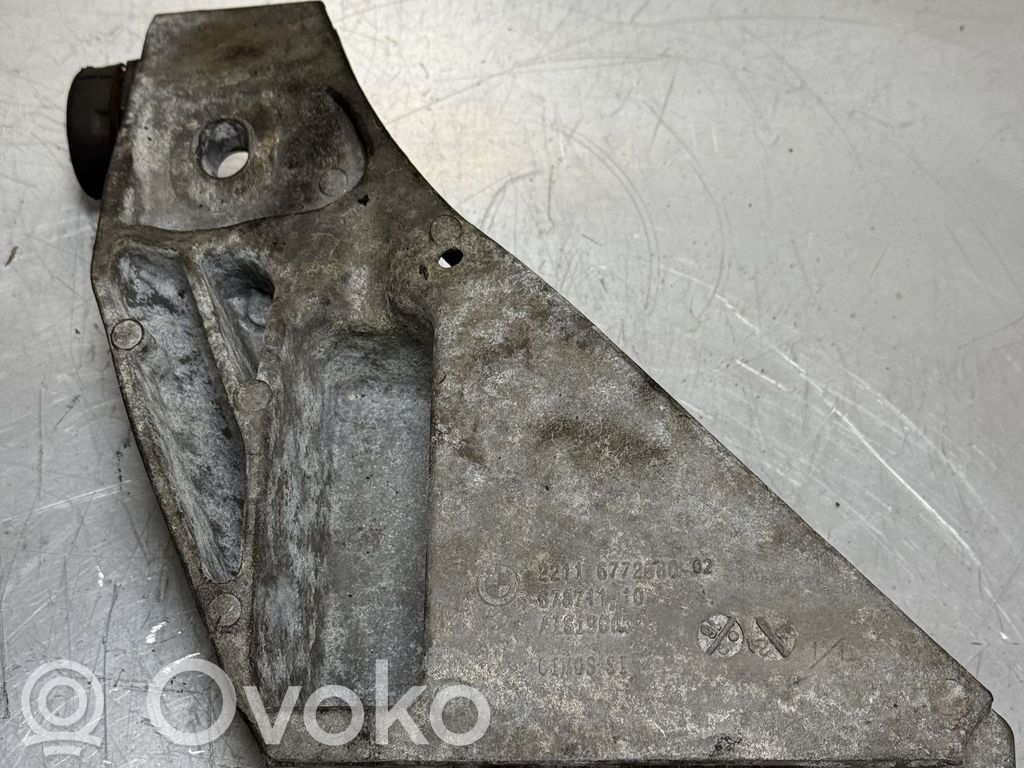 BMW X5 E70 Engine mounting bracket 