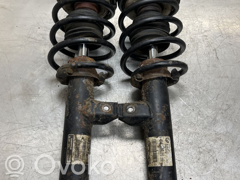 Front shock absorber/damper   6772220