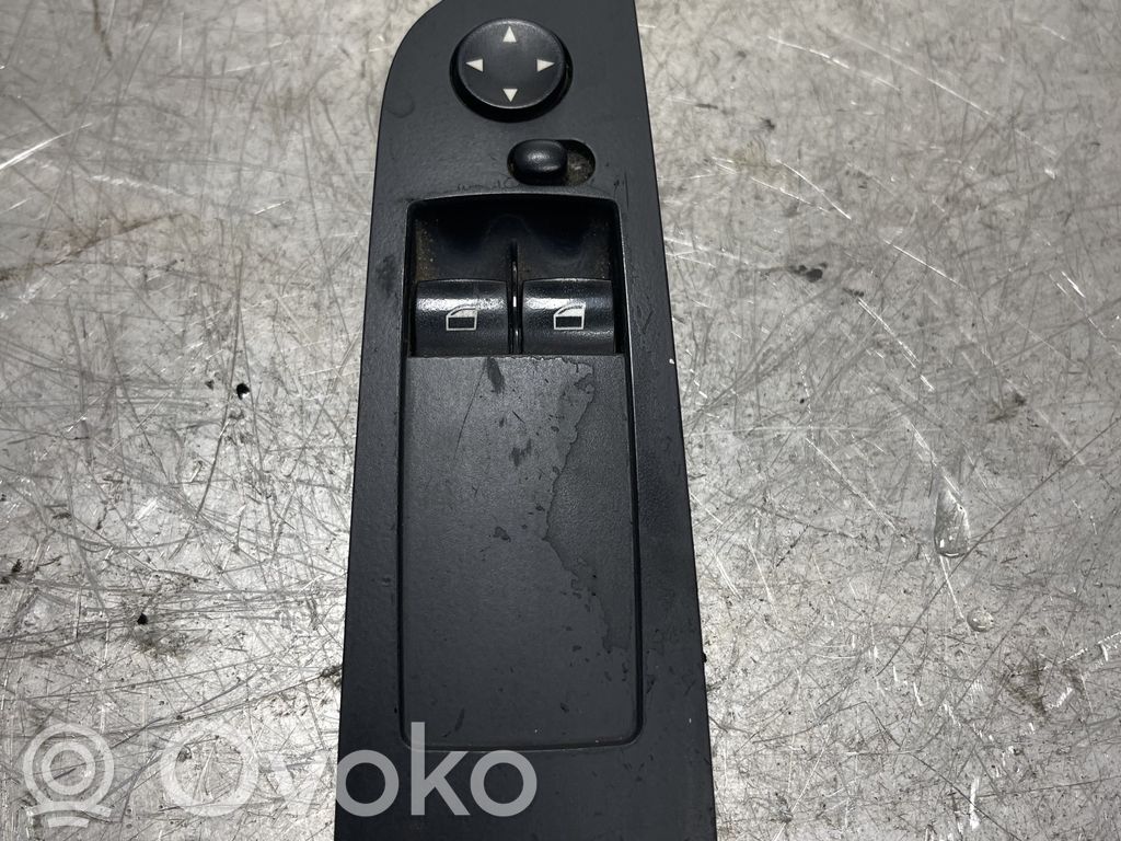 BMW 5 E60 E61 Schalter el. Fensterheber 