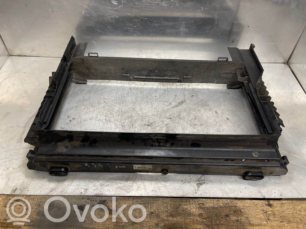 BMW 5 E60 E61 Radiator mount bracket 