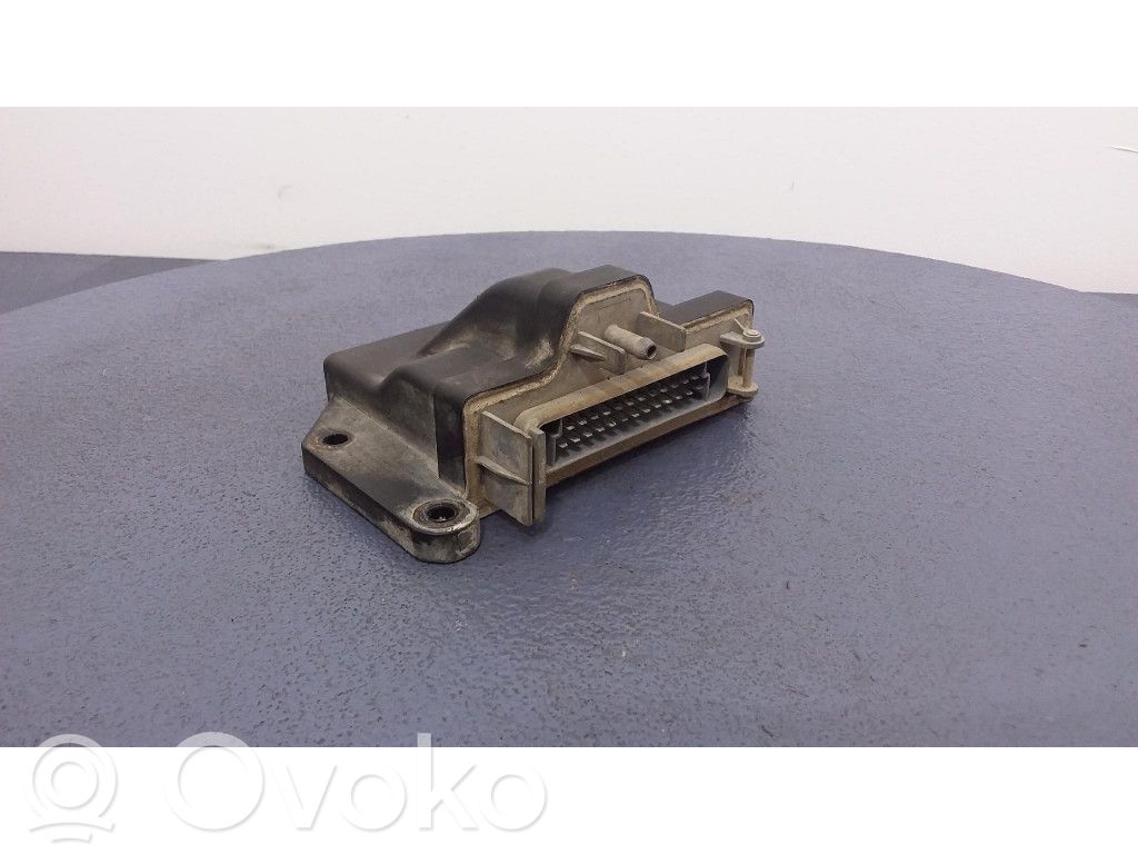 Iveco Daily 3rd gen Central locking relay 