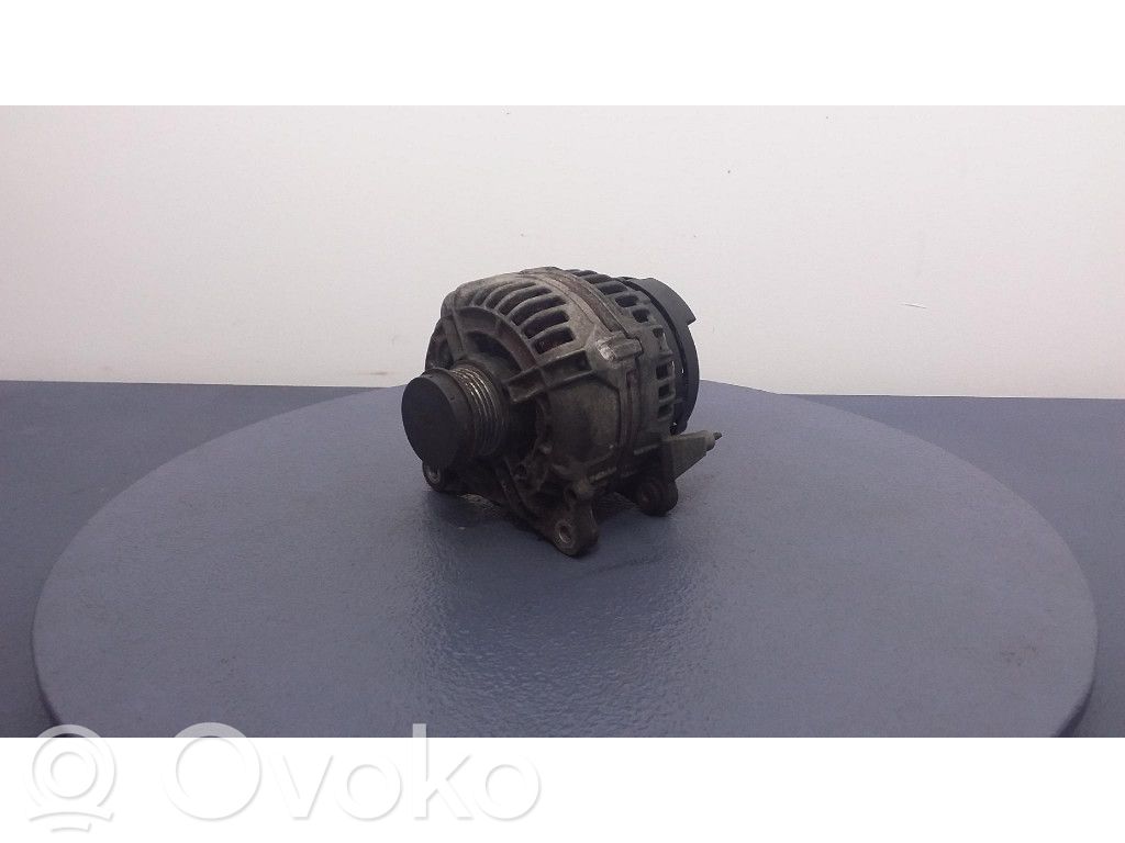 Audi A4 S4 B5 8D Generatorius 