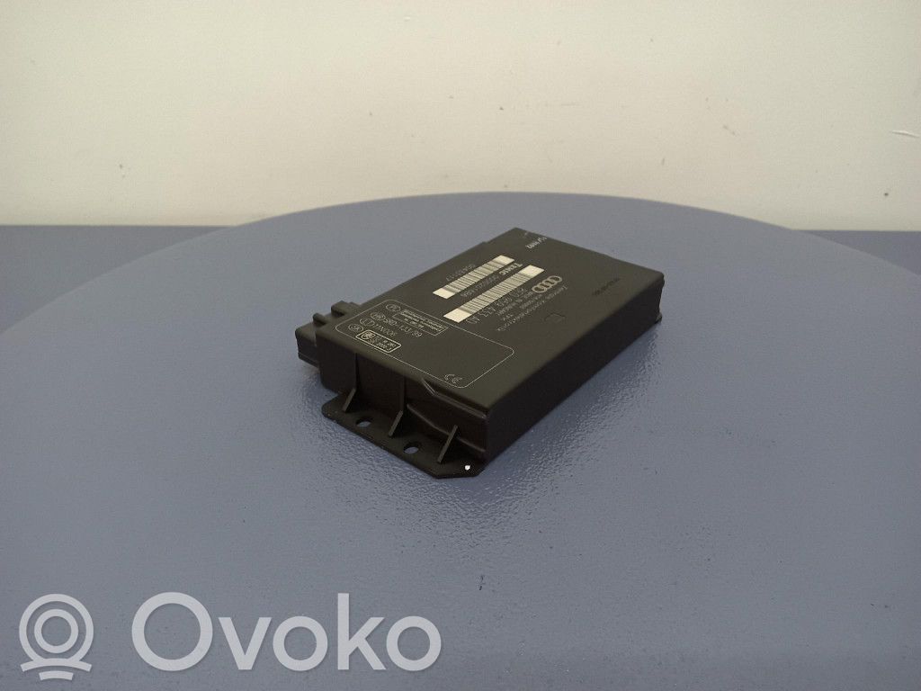 Audi A4 S4 B6 8E 8H Mukavuusmoduuli 