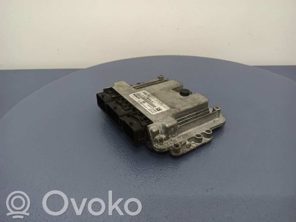 Unidad de control/módulo ECU del motor   8M5112A650LE,8M5112A650LE