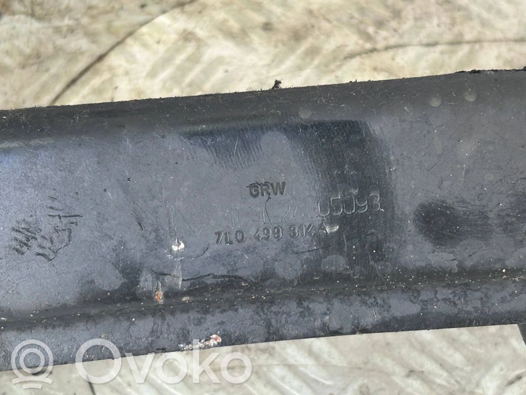 Volkswagen Touareg I Front subframe 