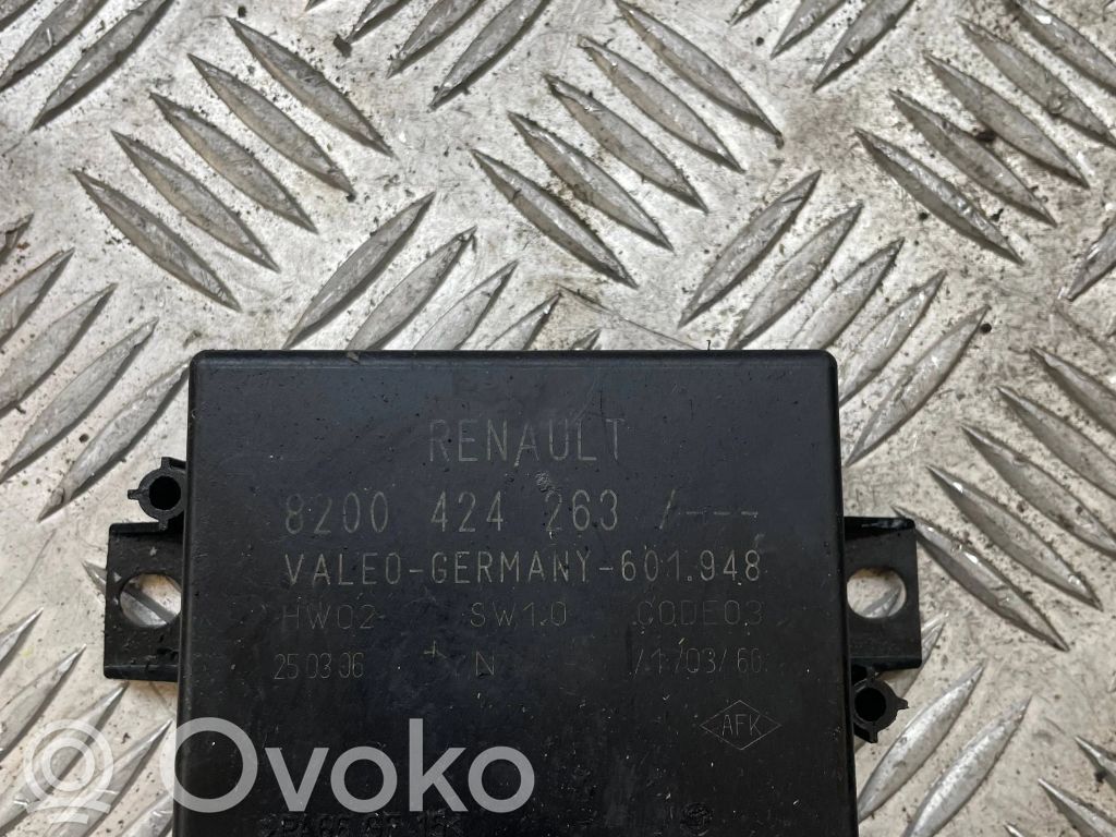 Renault Megane II Pysäköintitutkan (PCD) ohjainlaite/moduuli 