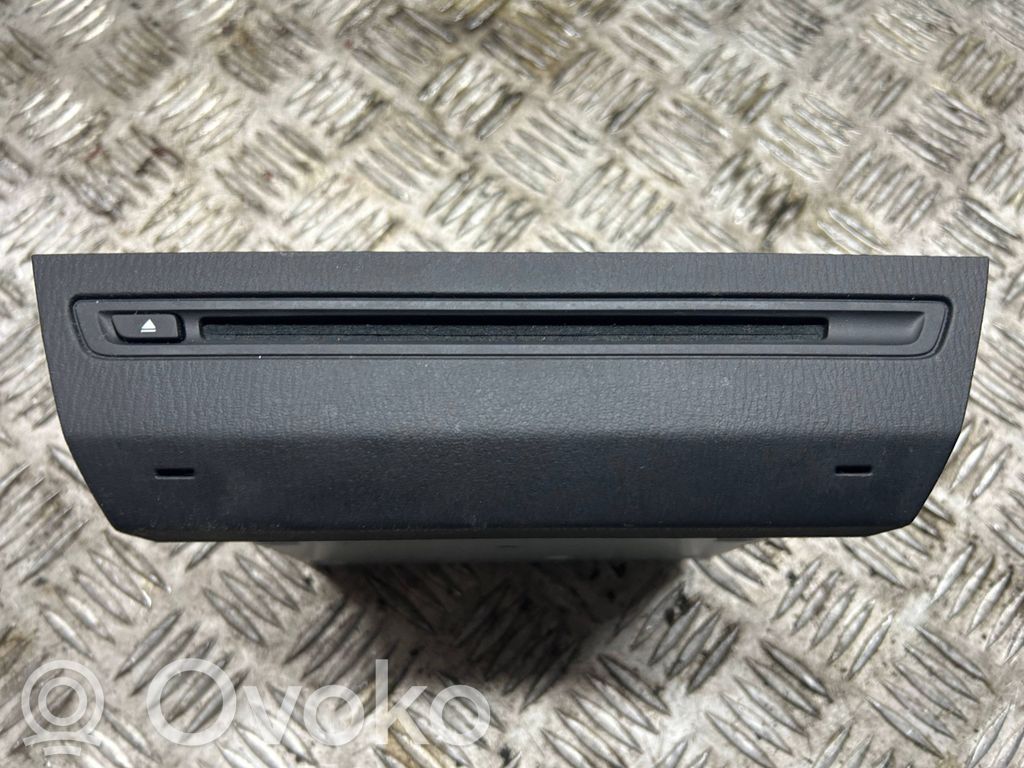 Mazda 3 III Radio / CD/DVD atskaņotājs / navigācija 