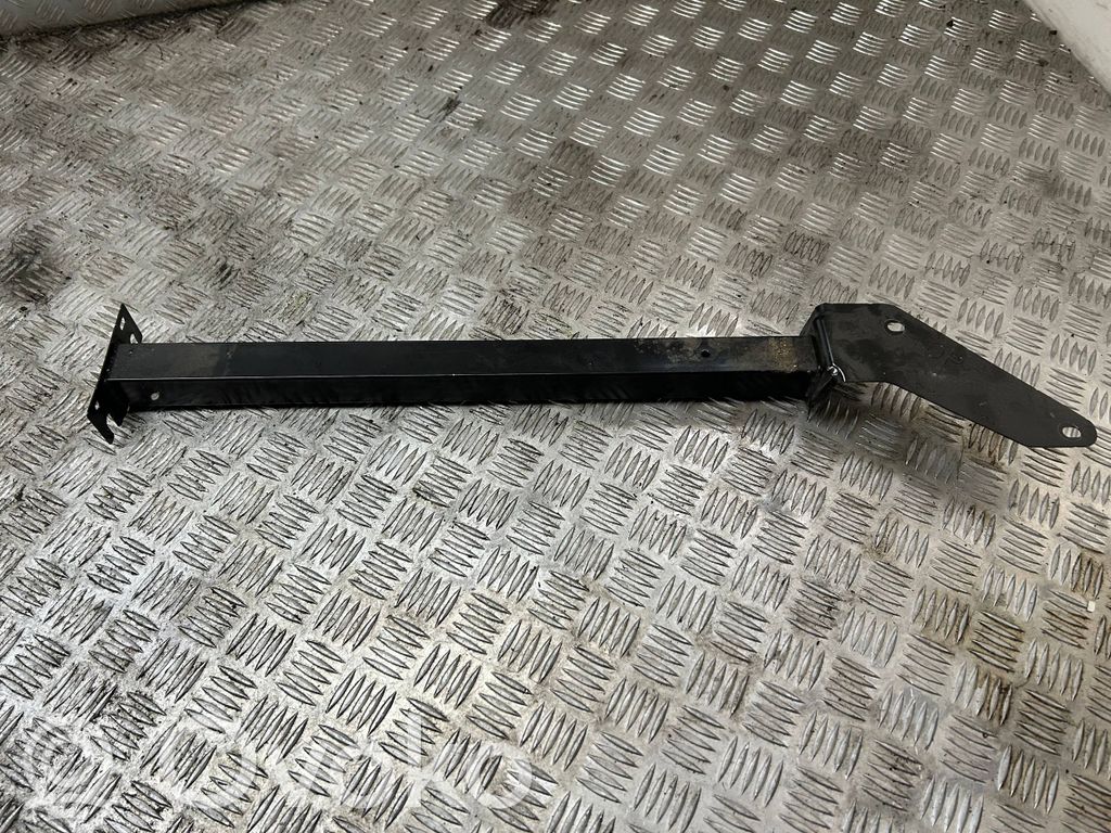 Holder (bracket)