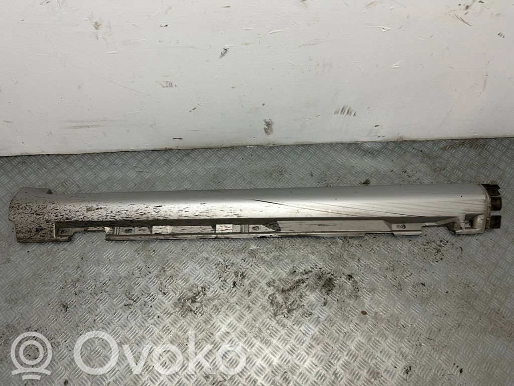 Volvo V50 Slenkstis 