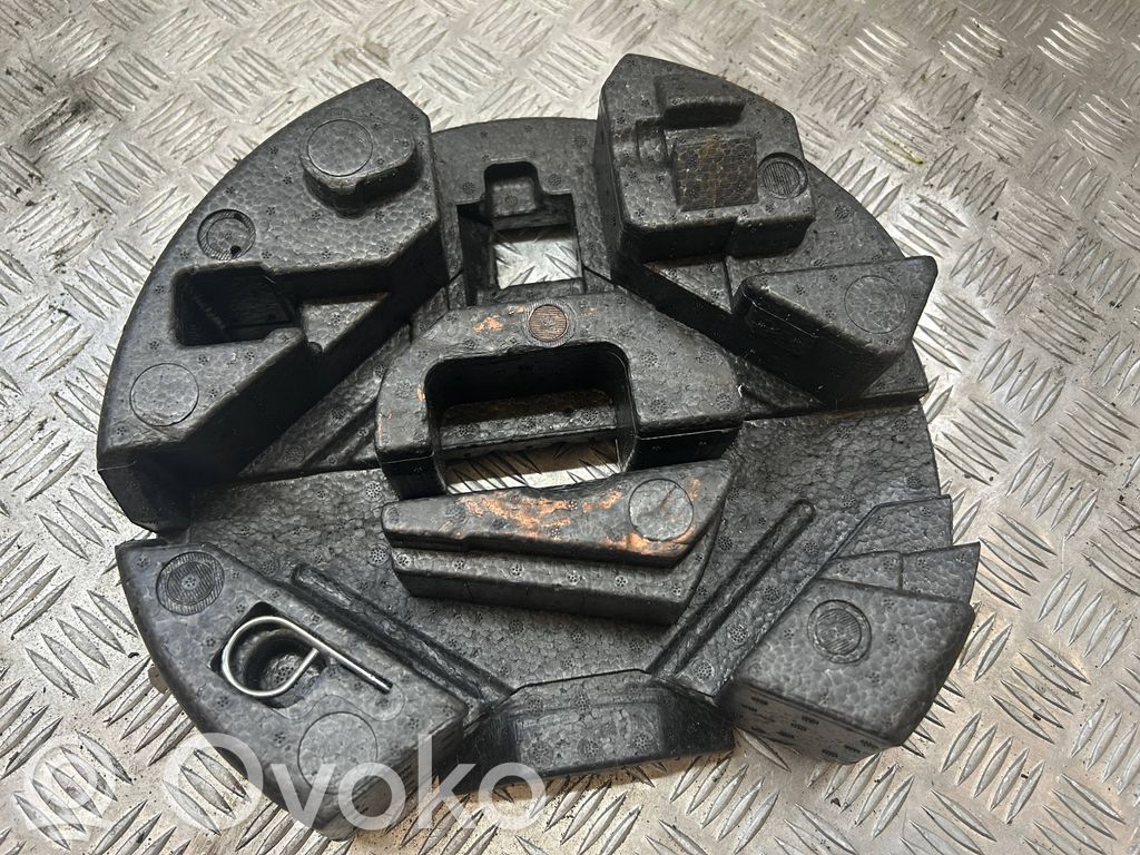 Ford Focus Instrumentu komplekts 