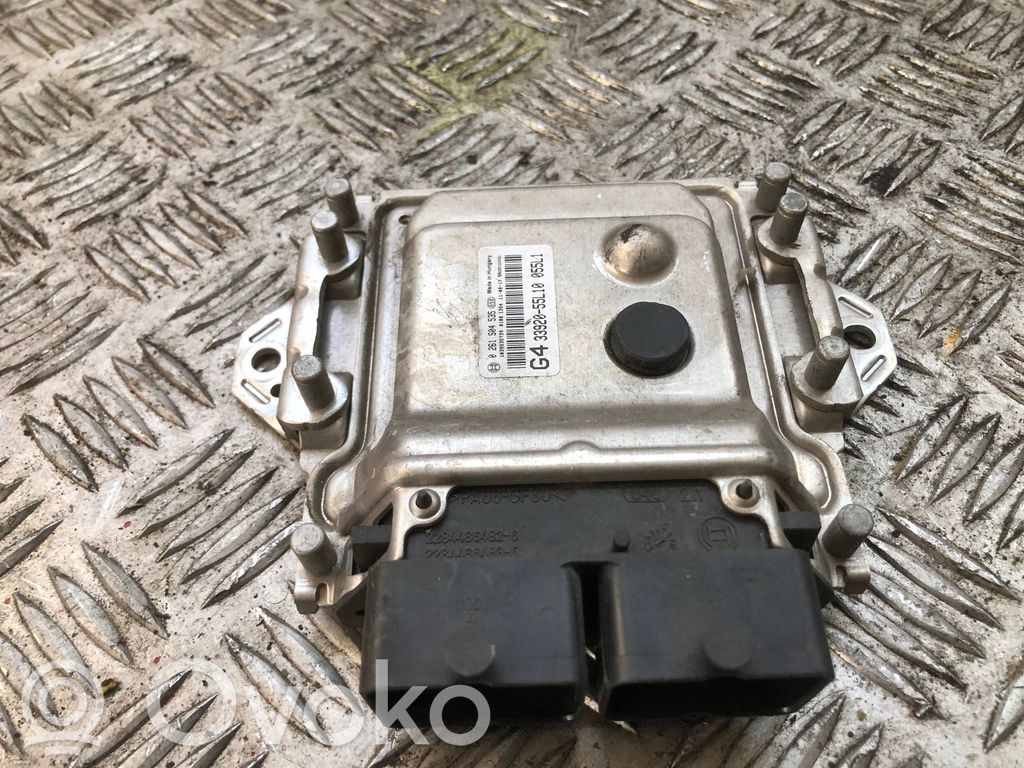 Suzuki SX4 Engine control unit/module 
