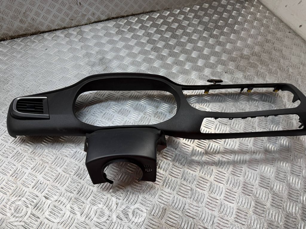 Toyota Proace Paneļa apdare 