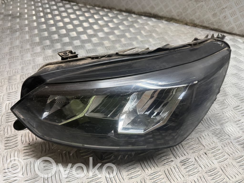 Peugeot 208 II Lampa przednia 