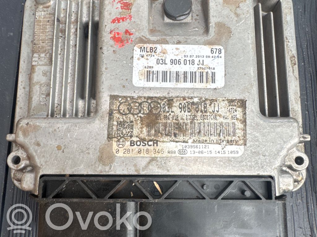 Audi A5 8T 8F Engine control unit/module 