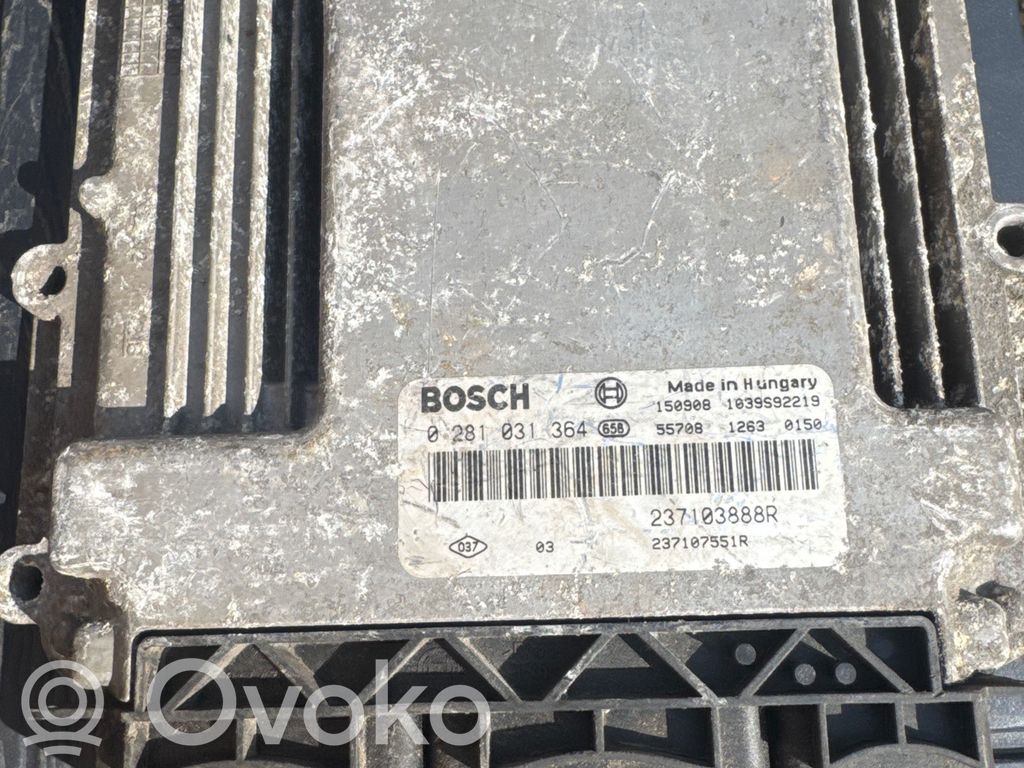 Opel Vivaro Engine control unit/module 