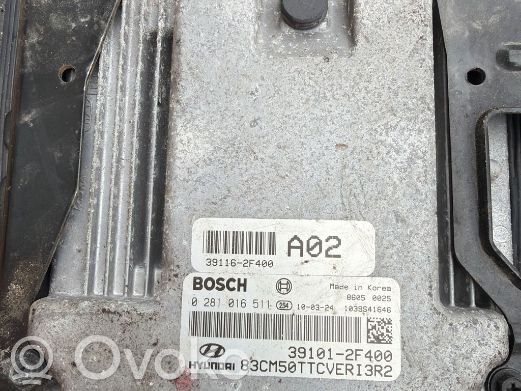 Hyundai ix35 Engine control unit/module 