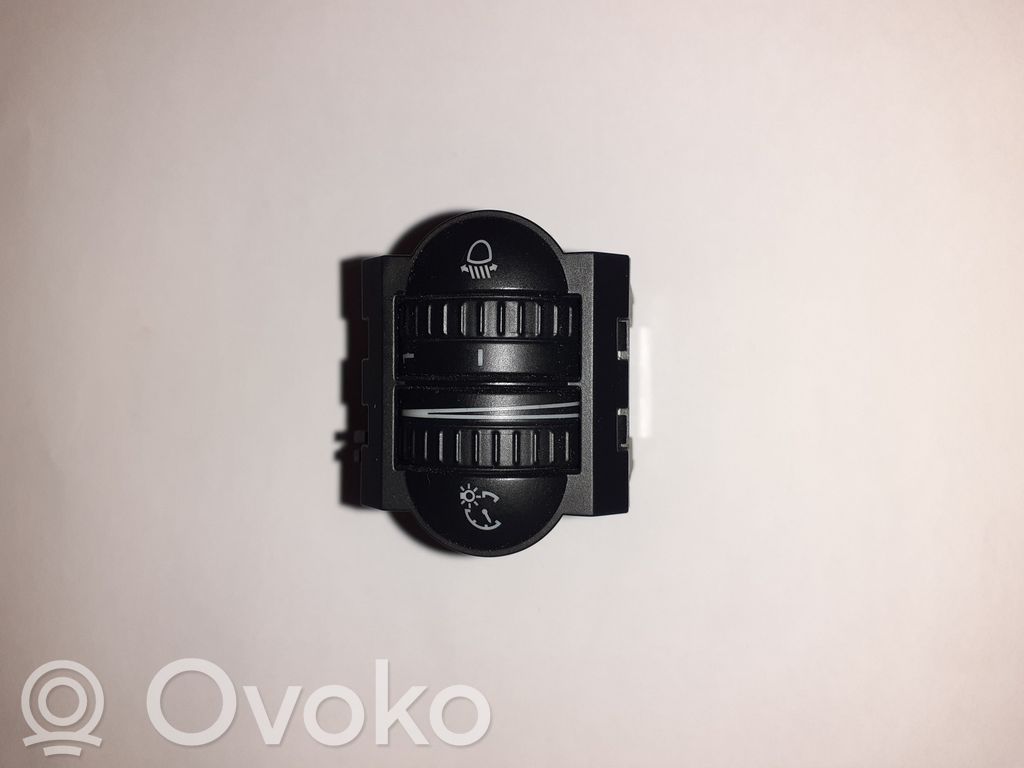 Volkswagen Scirocco Headlight level height control switch 