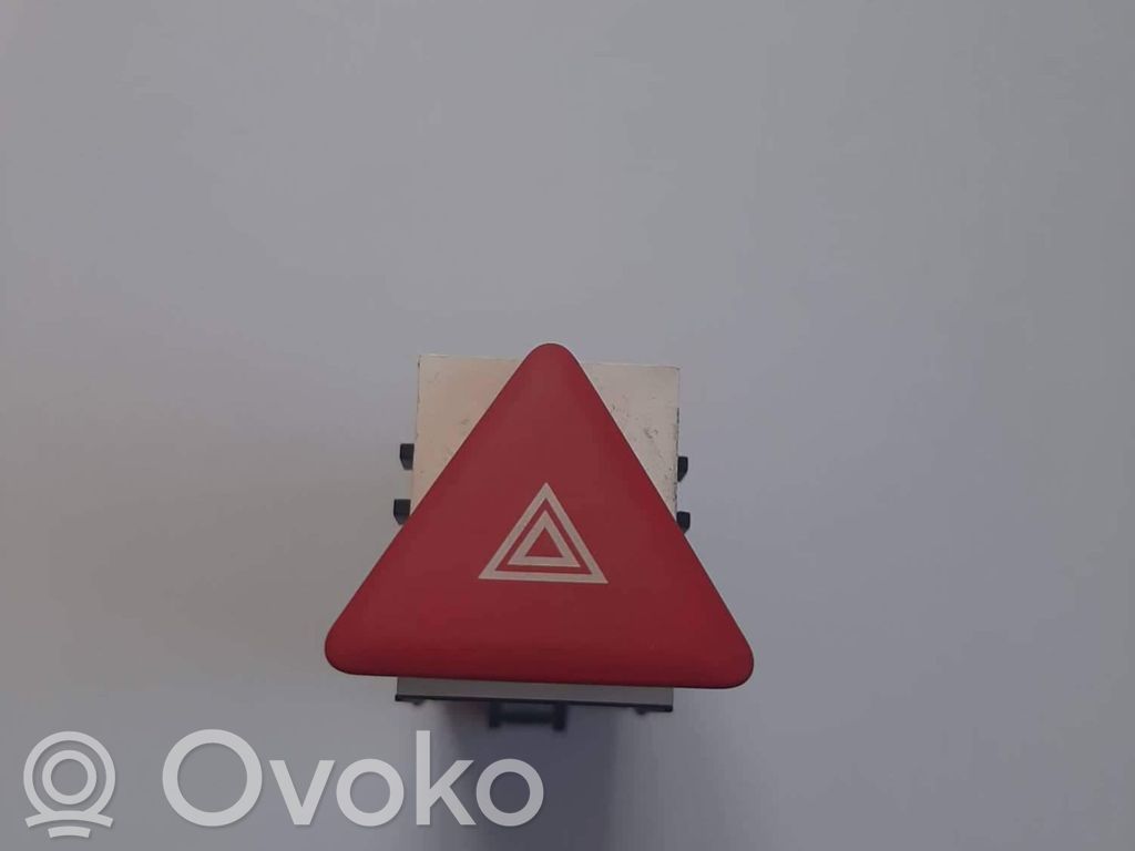 Volkswagen Scirocco Hazard light switch 