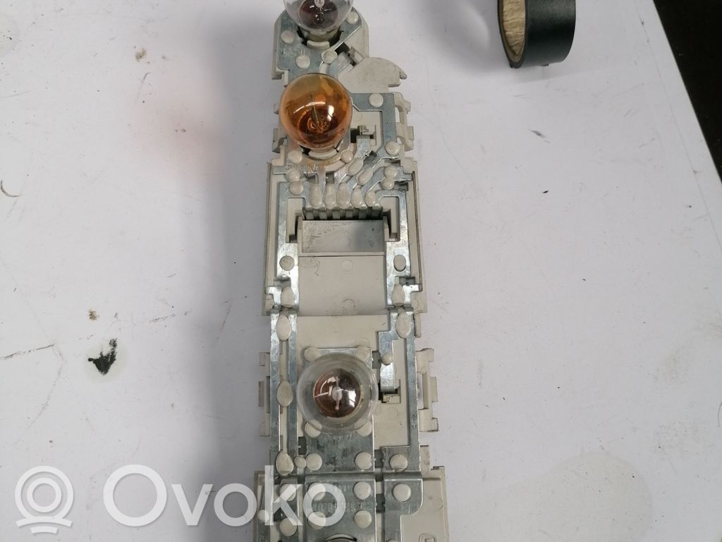 Audi A2 Glühbirnenhalter Heckleuchte 