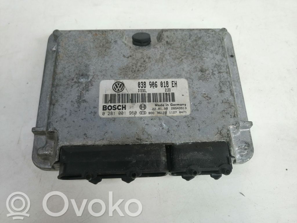 Volkswagen PASSAT B5 Engine control unit/module 