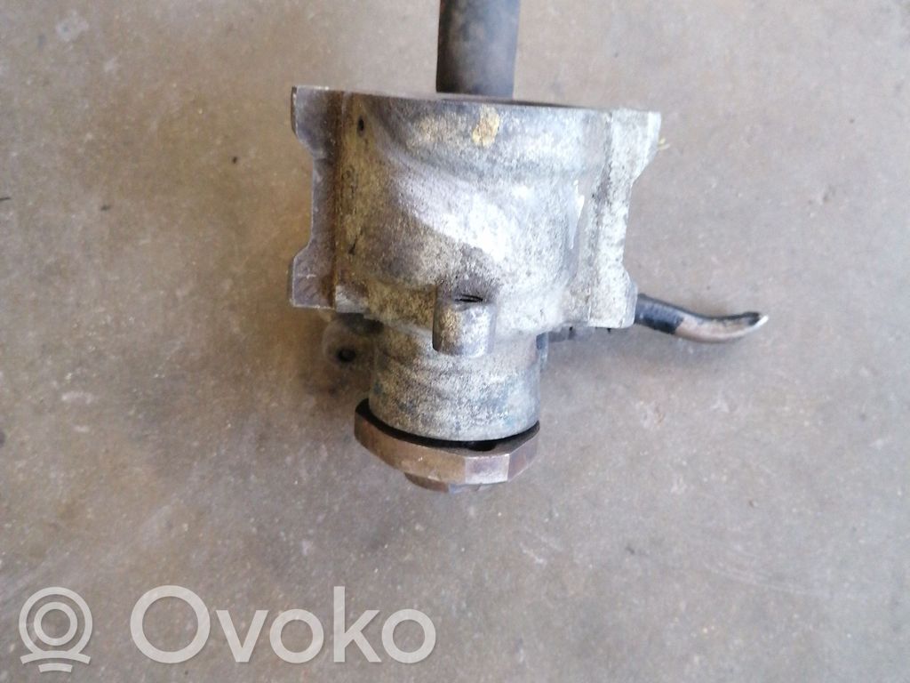 Volkswagen Polo Power steering pump 