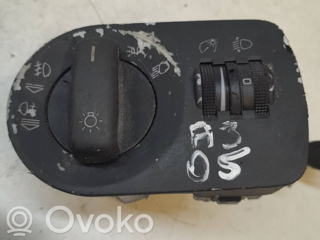 Audi A3 S3 8P Light switch 