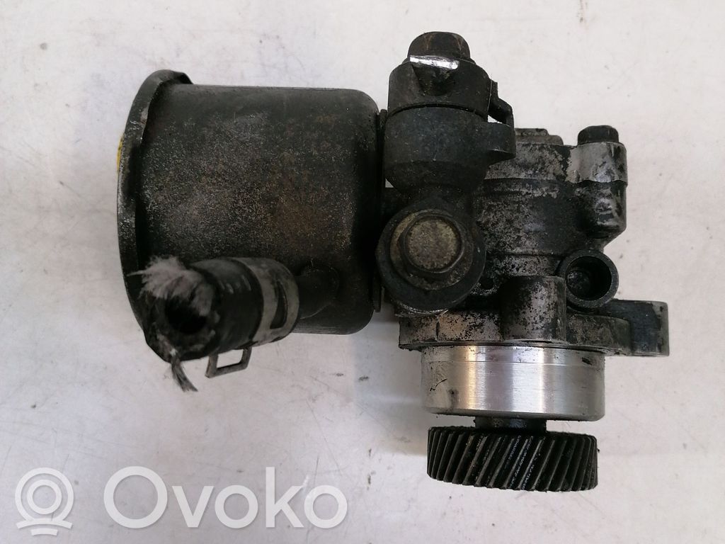 Mazda Premacy Power steering pump 