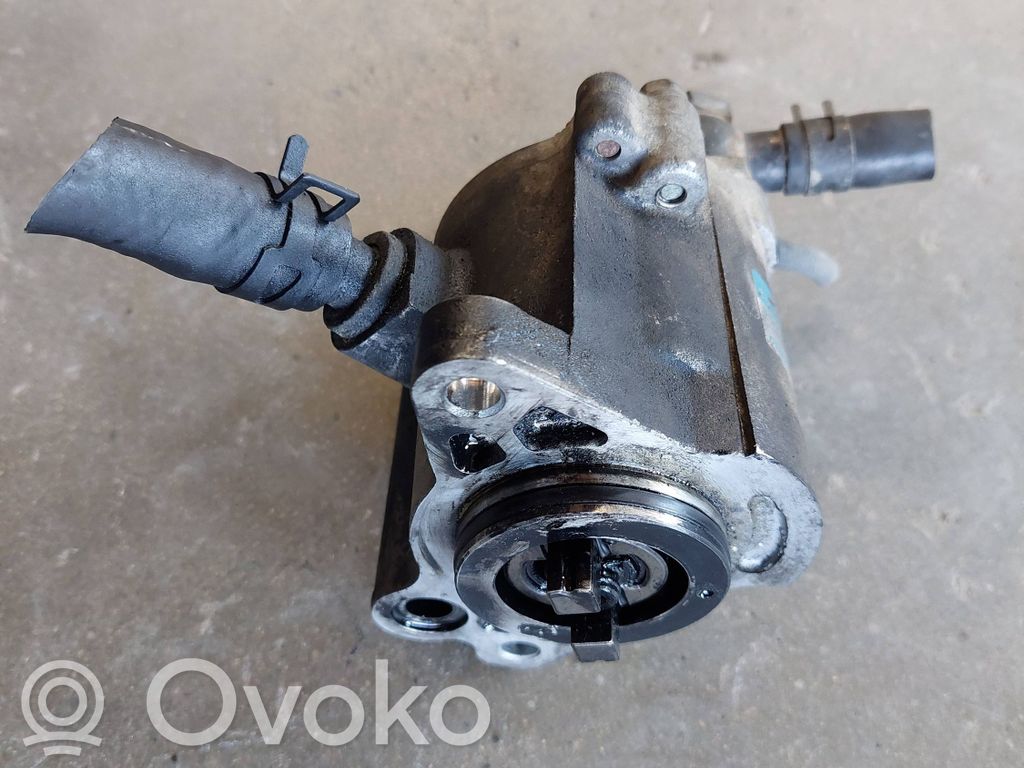 Toyota Corolla Verso E121 Pompa podciśnienia 