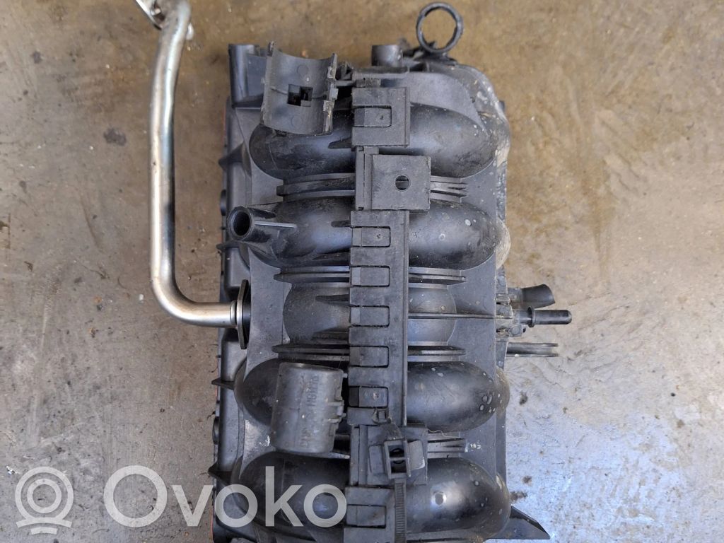 Opel Corsa C Kolektorius įsiurbimo 