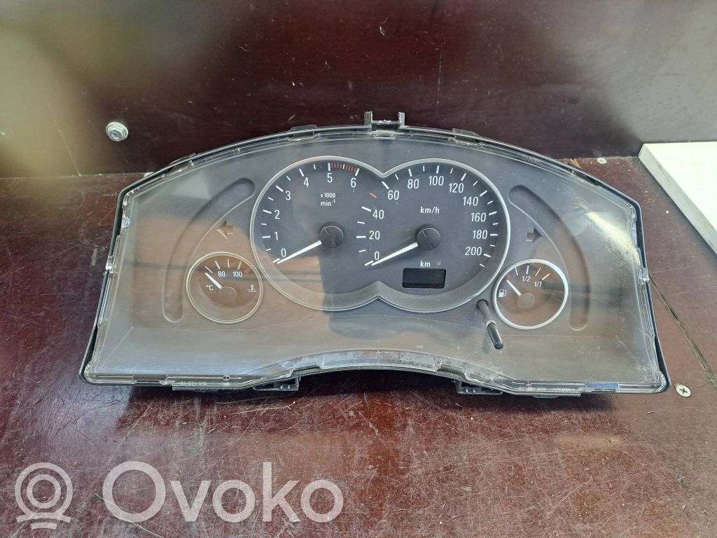 Opel Meriva A Speedometer (instrument cluster) 