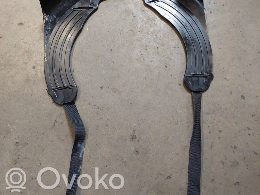 BMW X5 E53 Garniture de section de roue de secours 