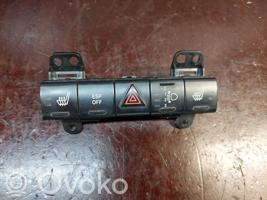 Dodge Caliber Schalter Warnblinkanlage 