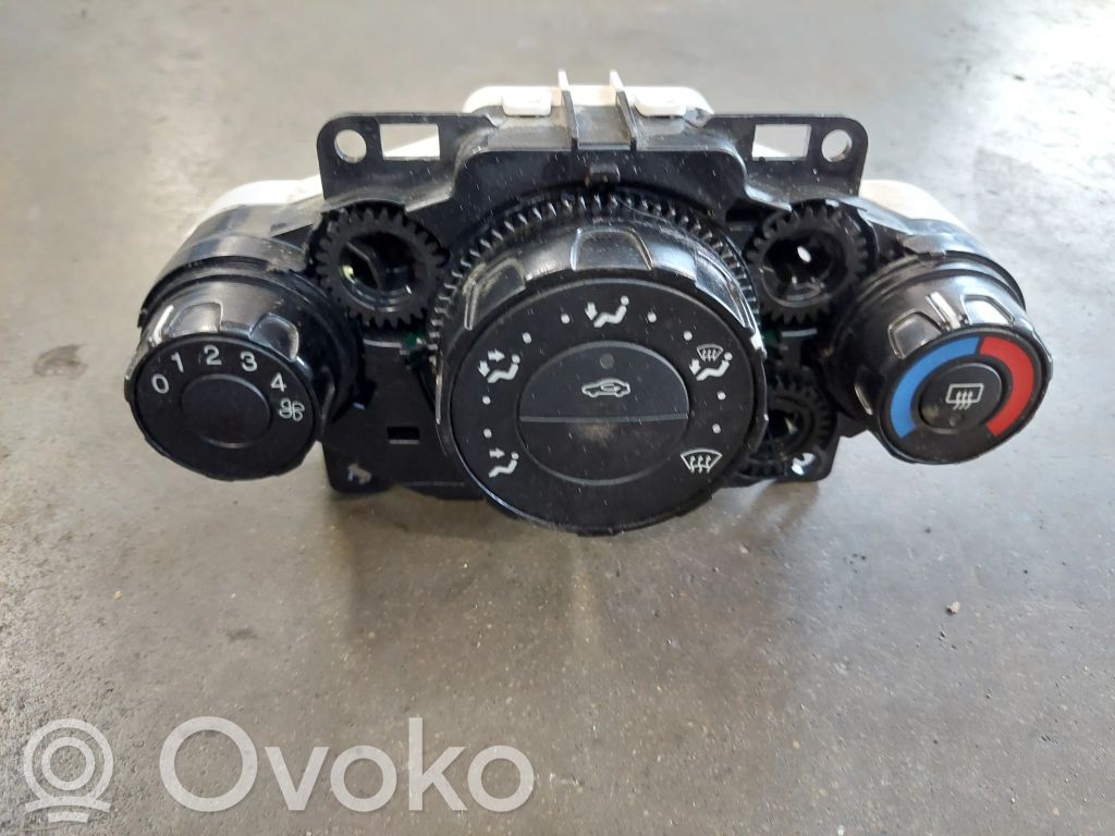 Ford Fiesta Climate control unit 