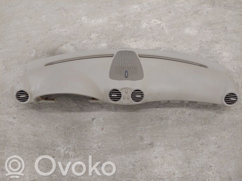 Mercedes-Benz CLK A209 C209 Panel de instrumentos 