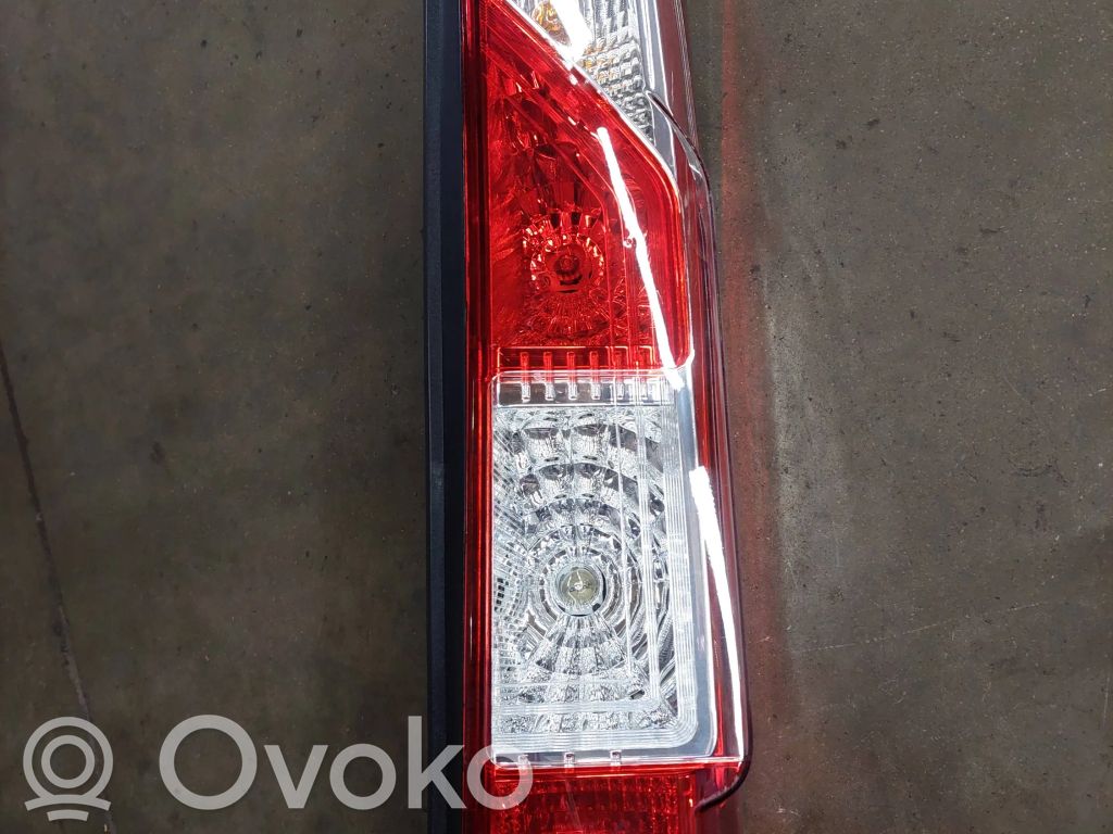 Renault Master III Rear/tail lights 