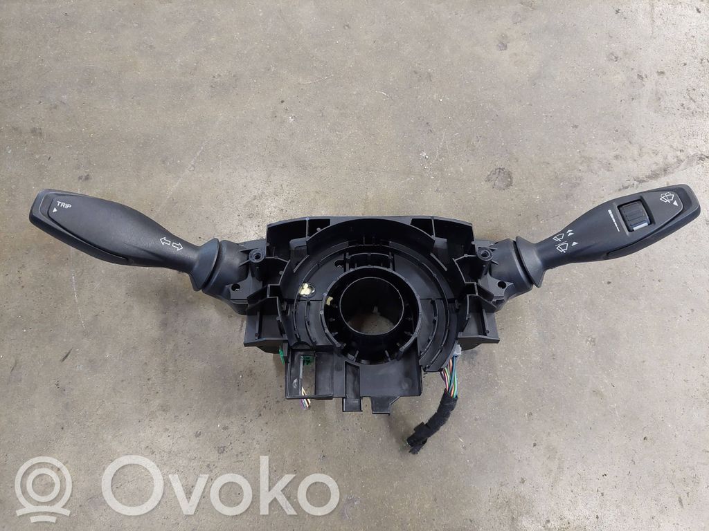Ford Fiesta Wiper turn signal indicator stalk/switch 