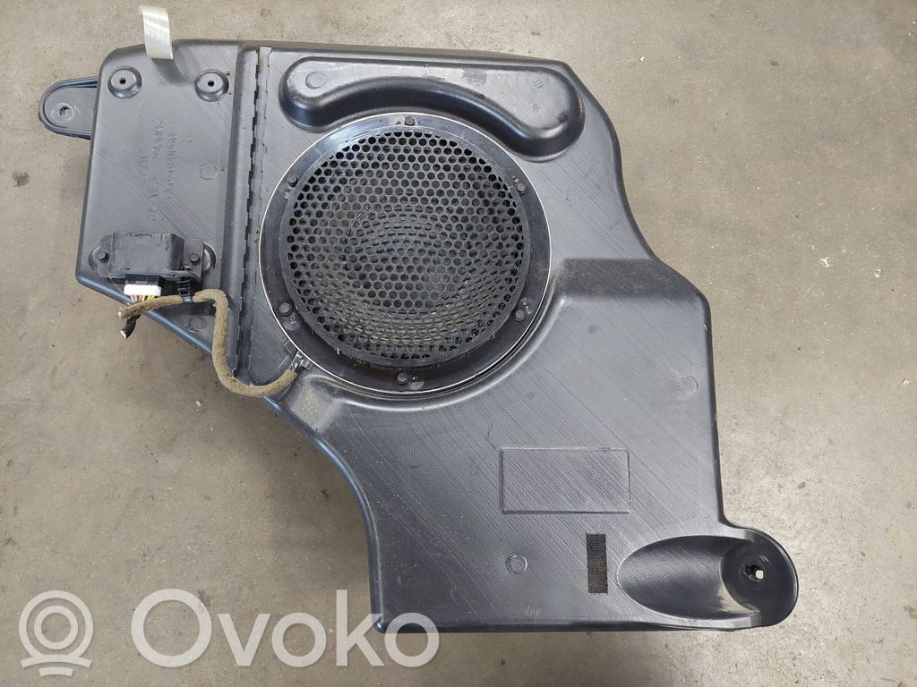Jeep Compass Subwoofer speaker 