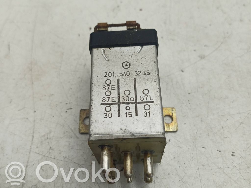 Mercedes-Benz E W124 Other relay 