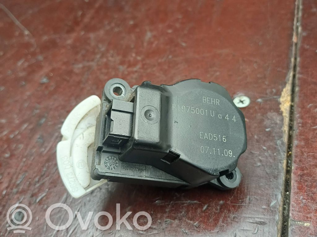 Peugeot 5008 Air flap motor/actuator 