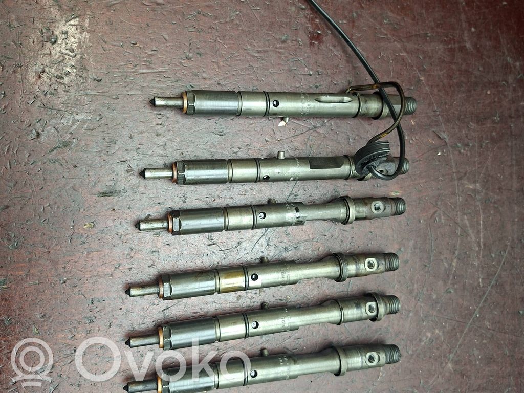 Audi A6 S6 C5 4B Inyector de combustible 