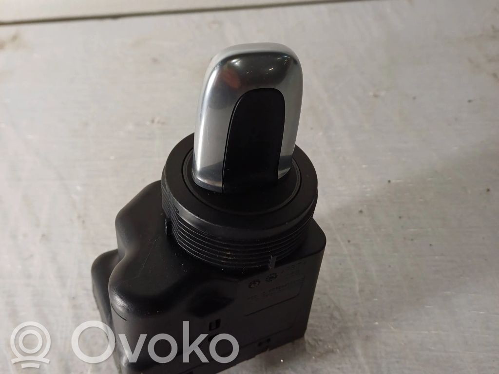 Porsche Macan (95B) Ignition key/card 