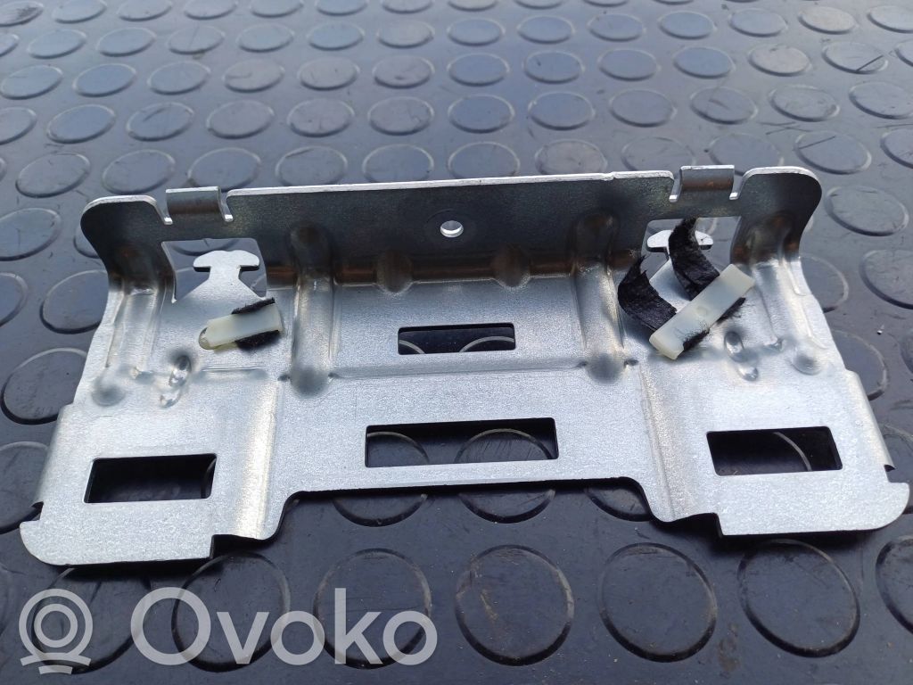 Volkswagen PASSAT B8 Plastikowe elementy podsufitki 