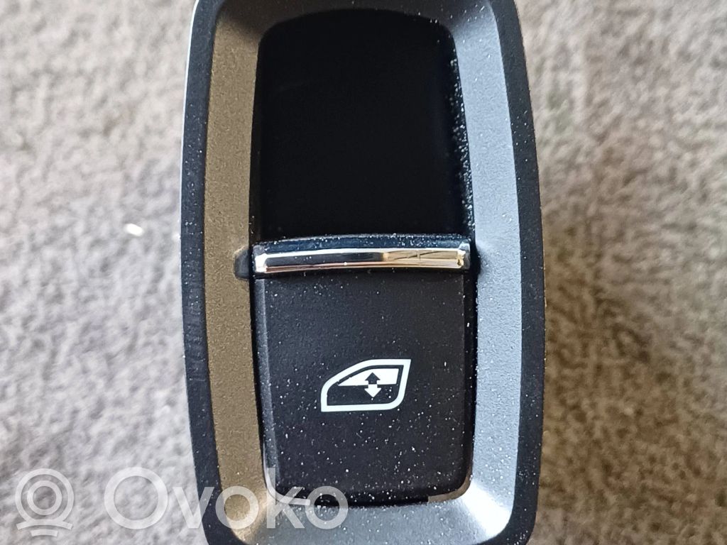 Porsche Cayenne (92A) Electric window control switch 