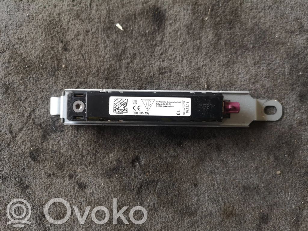 Porsche Macan (95B) Antenos stiprintuvas 