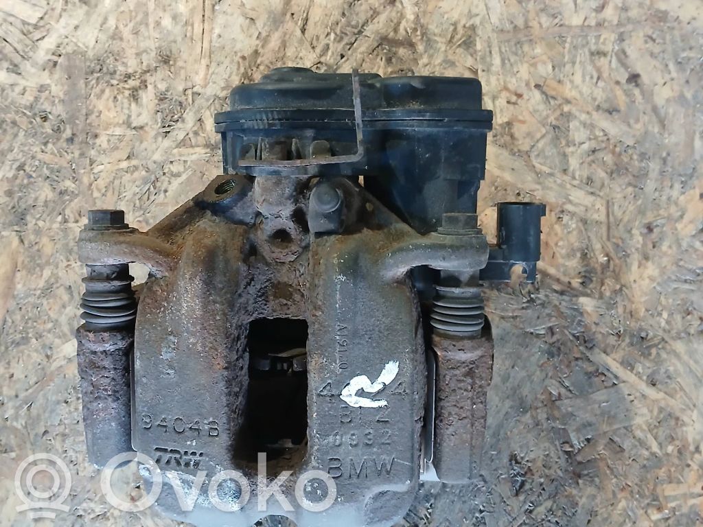 BMW 5 F10 F11 Aizmugurējais suports 