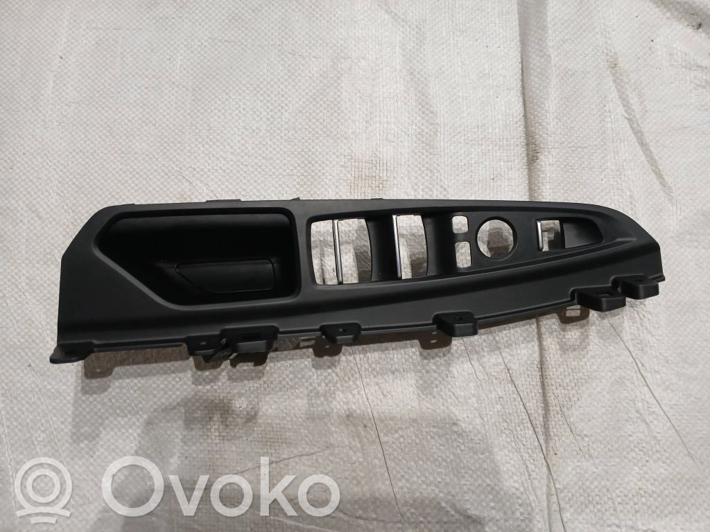BMW X5 F15 Altro elemento di rivestimento della portiera anteriore 