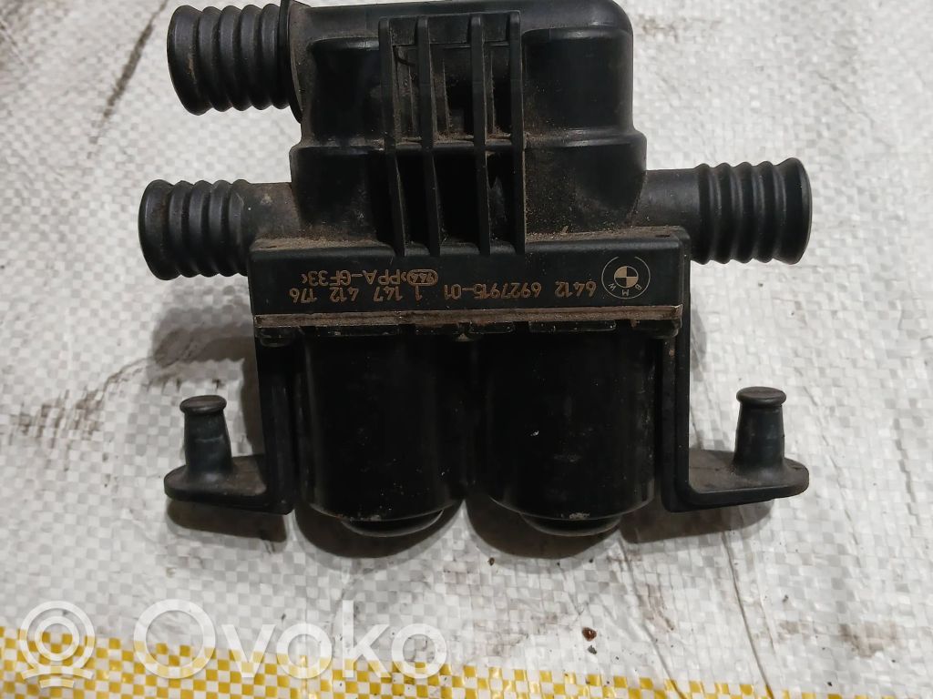 BMW 5 E60 E61 Coolant heater control valve 
