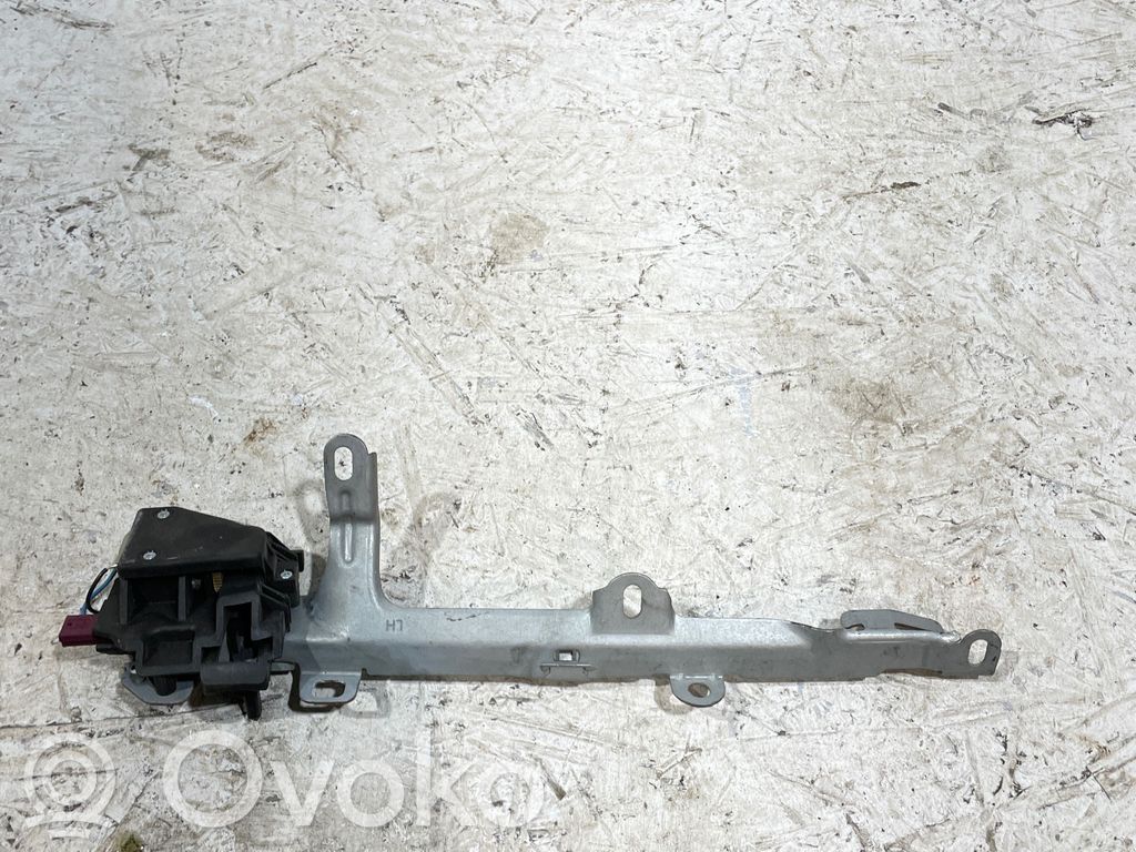 BMW 5 E60 E61 Parcel shelf load cover mount bracket 
