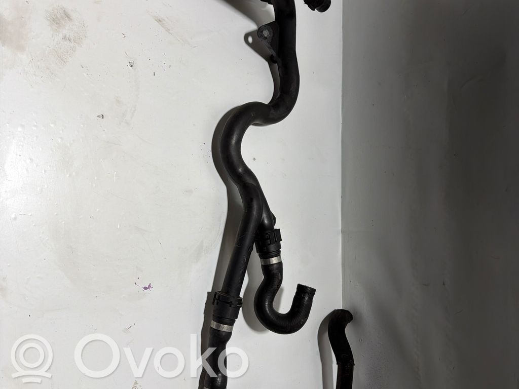 BMW 5 E60 E61 Engine coolant pipe/hose 